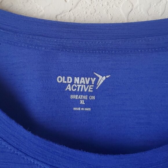 Old Navy XL Blue Breathe ON T-Shirt - Picture 7 of 8